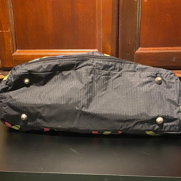 Baggallini Colorful Circle Pattern Women\'s Large vintage tote Bag